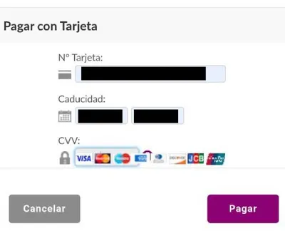 Screenshot of Renfe's mobile app showing a broken UI where it's almost
impossible to put card details